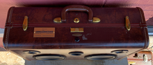 Load image into Gallery viewer, Brown Ring Sonic Suitcase
