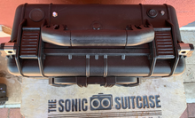 Load image into Gallery viewer, Black P1PR-case 6x9 Medium Sonic Suitcase