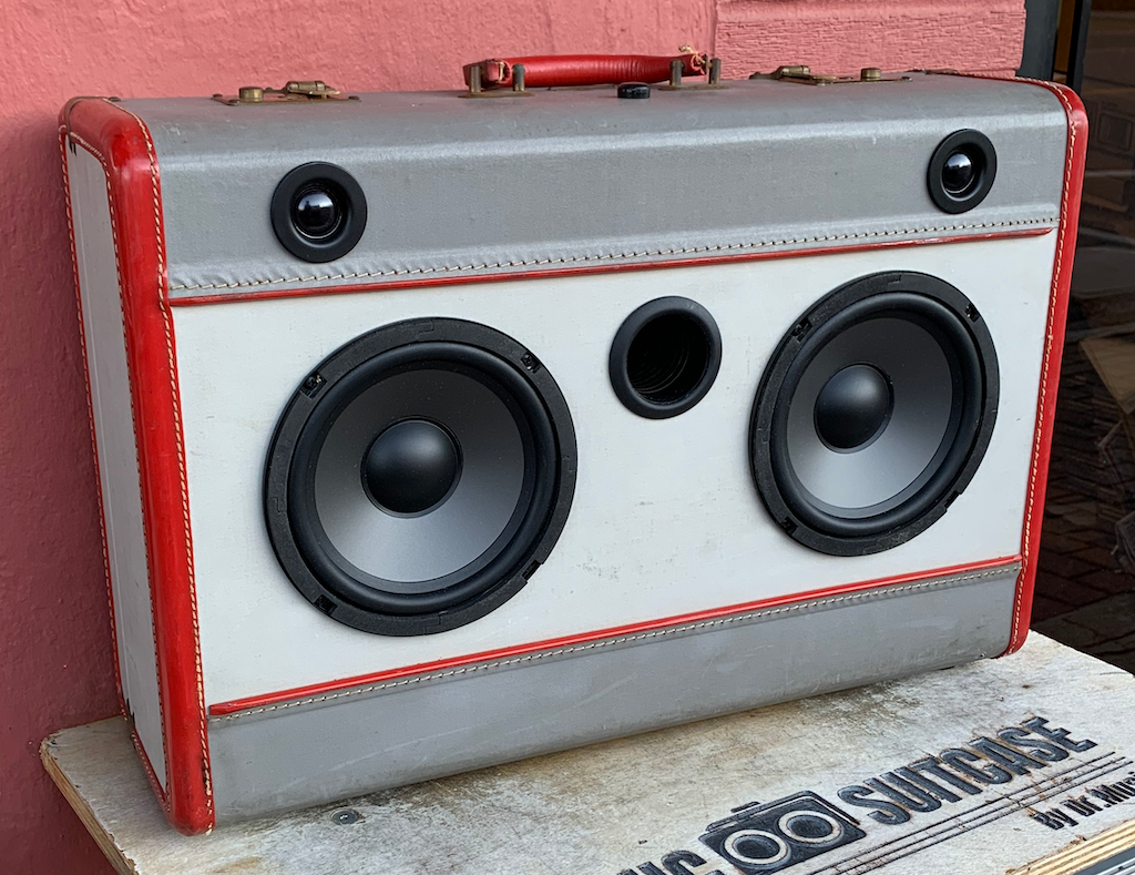 Grey Jim Sonic Suitcase