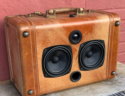 Brown Waiting Sonic Suitcase