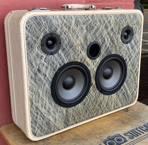 White Fibre Sonic Suitcase